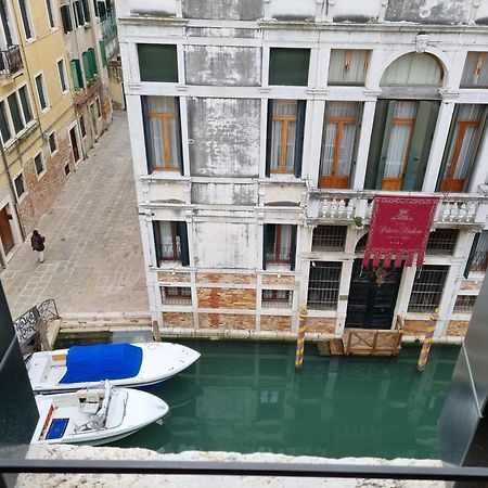 Ca' Cappello Venice Apartment 2 With Canal View Экстерьер фото