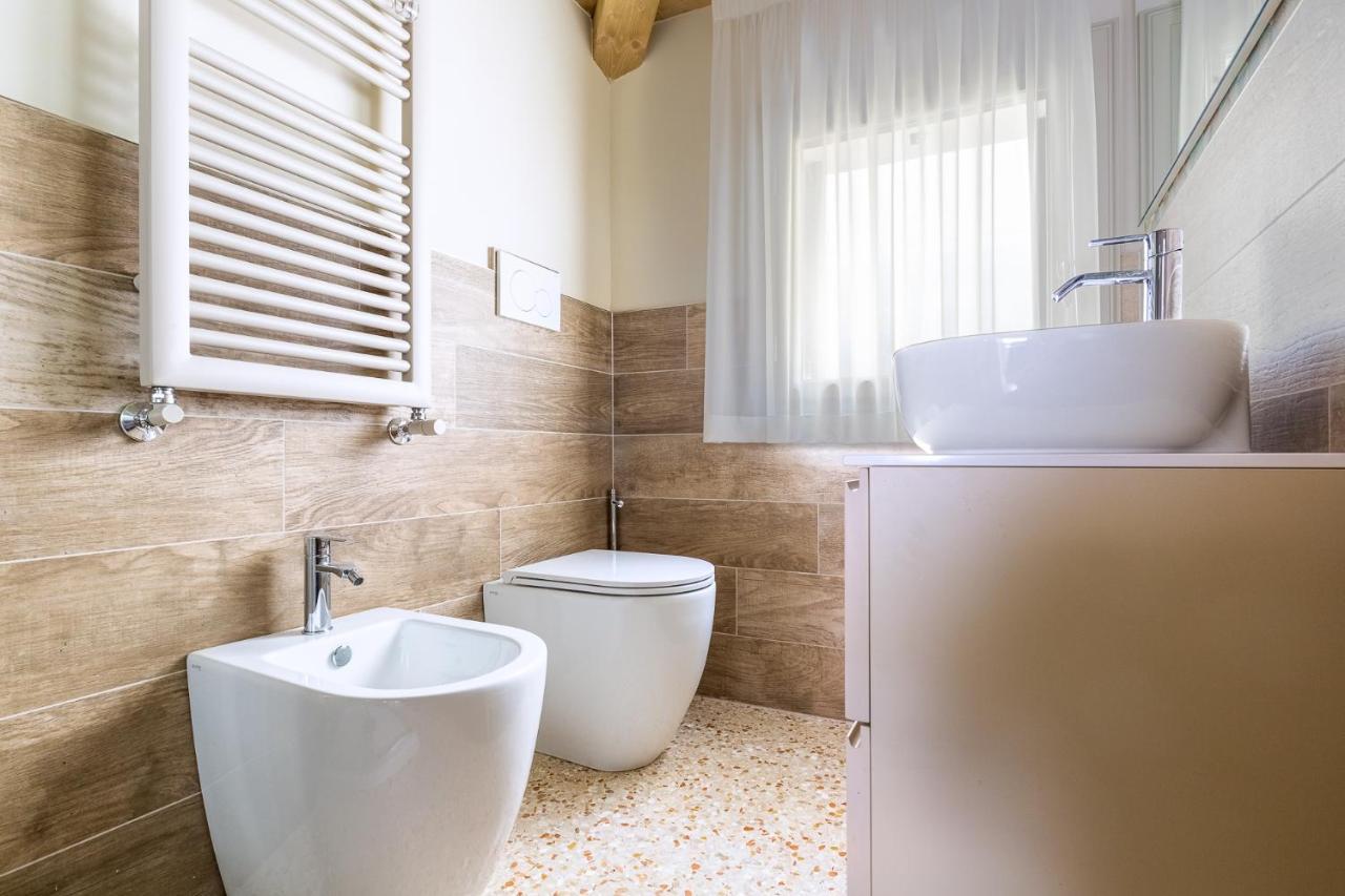 Ca' Cappello Venice Apartment 2 With Canal View Экстерьер фото