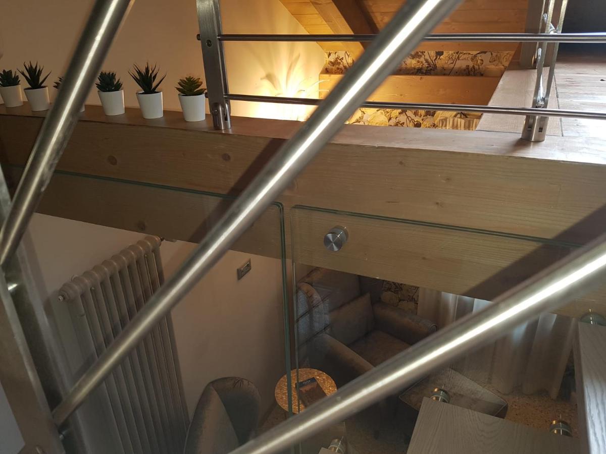 Ca' Cappello Venice Apartment 2 With Canal View Экстерьер фото