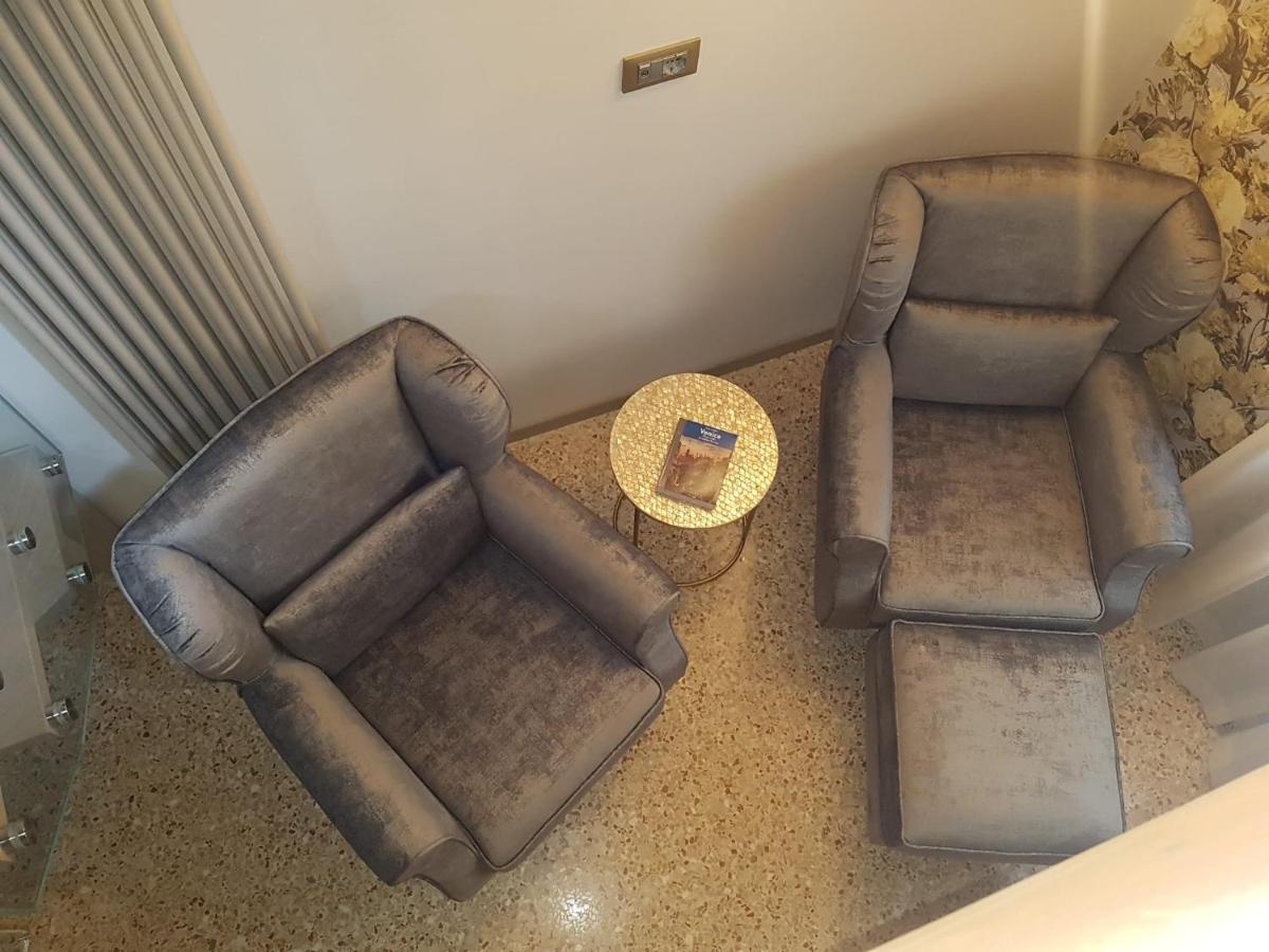 Ca' Cappello Venice Apartment 2 With Canal View Экстерьер фото